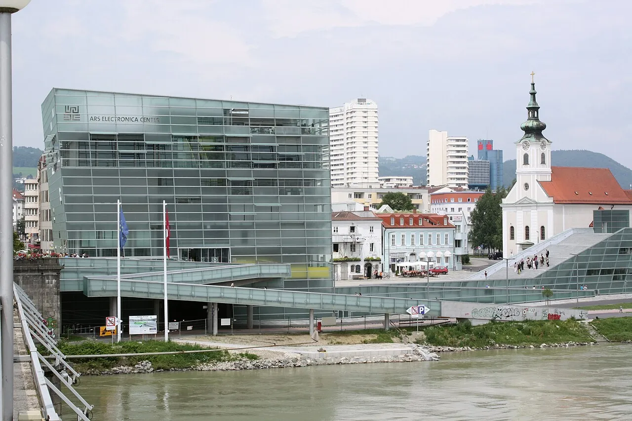 Exterior view of Ars Electronica Center