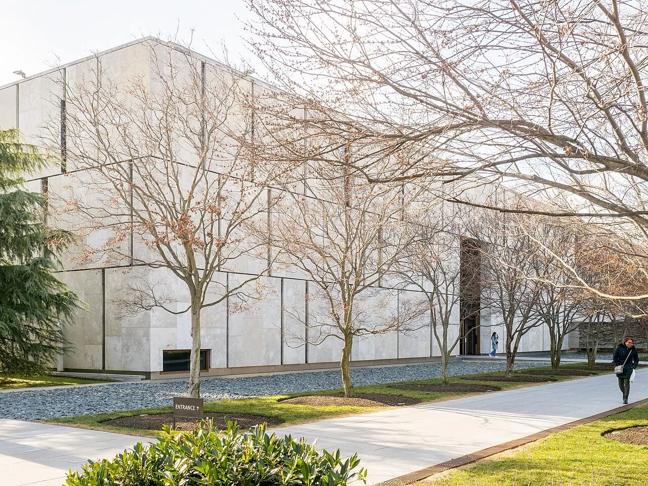 Exterior view of Barnes Foundation