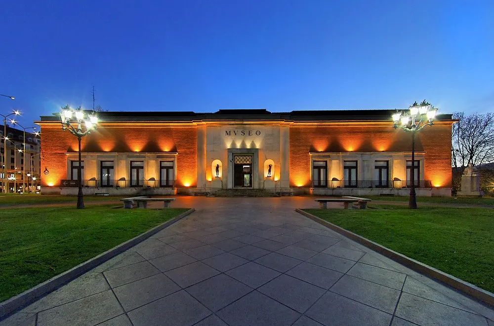 Exterior view of Bilbao Fine Arts Museum