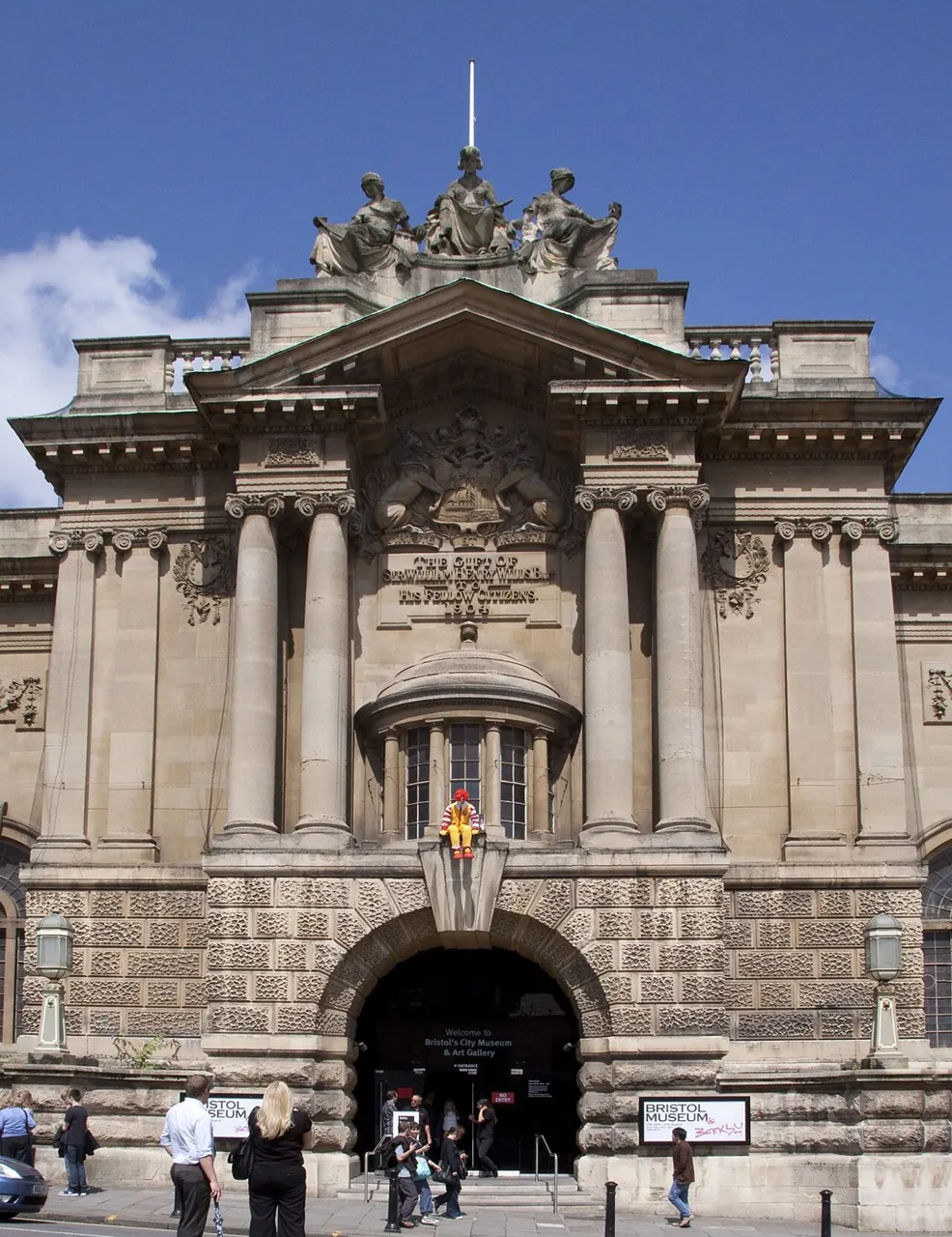 Exterior view of Bristol Museum & Art Gallery