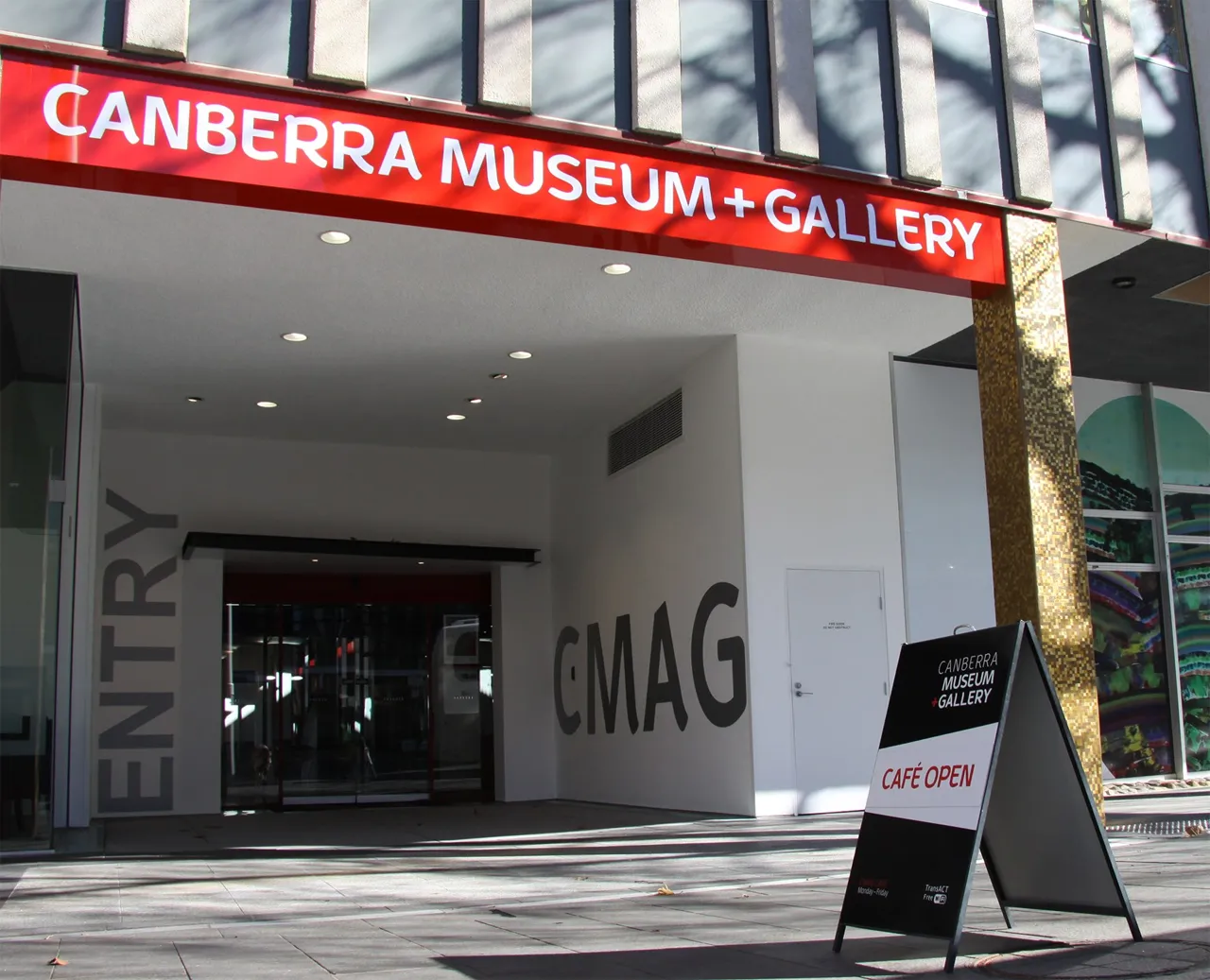 Exterior view of Canberra Museum and Gallery