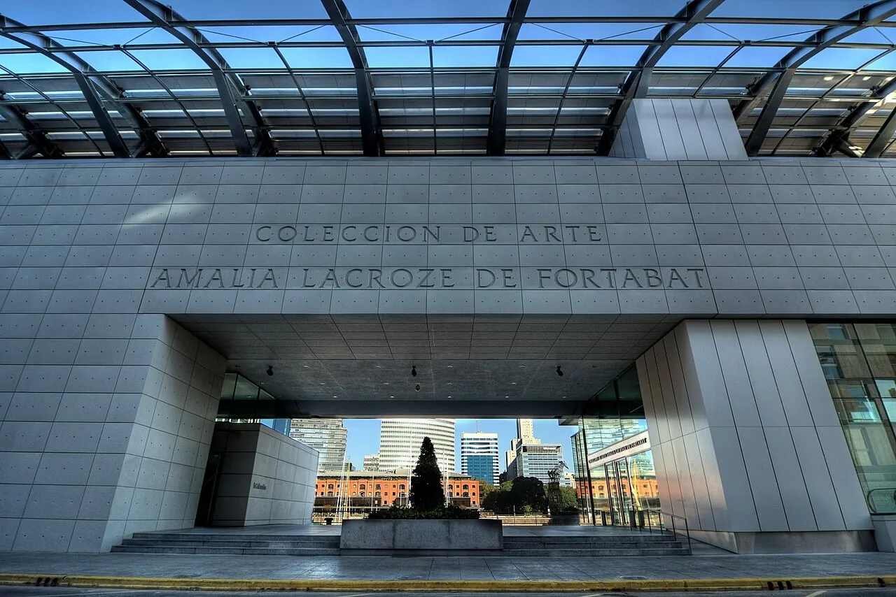 Exterior view of Colección de Arte Amalia Lacroze de Fortabat