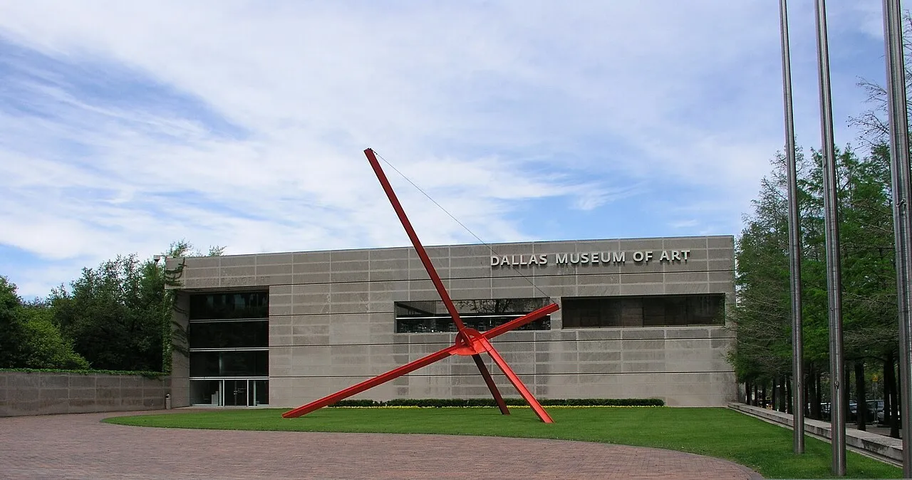 Exterior view of Dallas Museum of Art