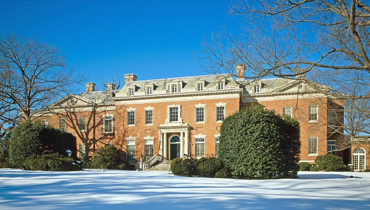 Exterior view of Dumbarton Oaks Museum