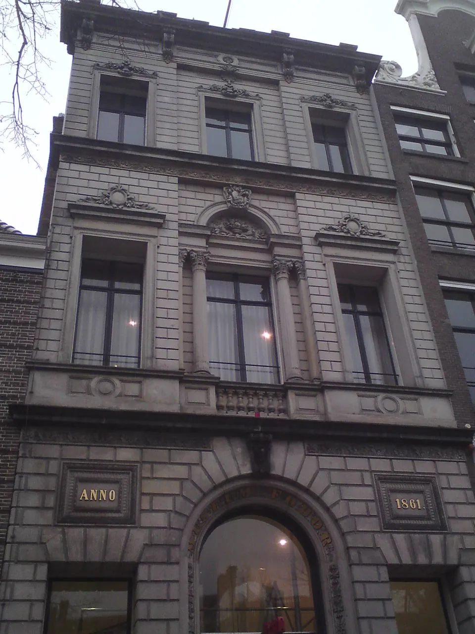 Exterior view of FOAM Fotografiemuseum Amsterdam