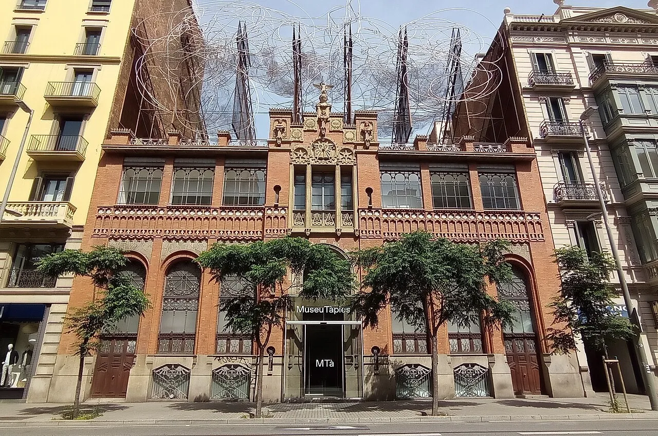 Exterior view of Fundació Antoni Tàpies