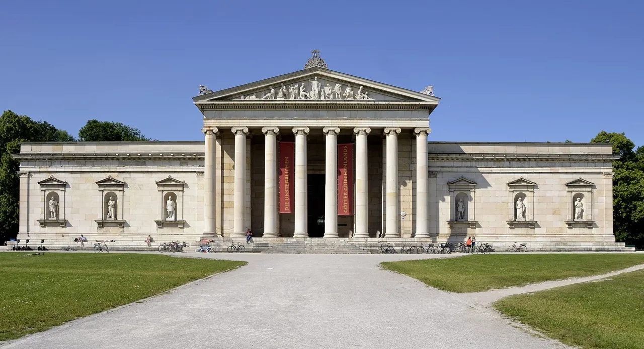 Exterior view of Glyptothek