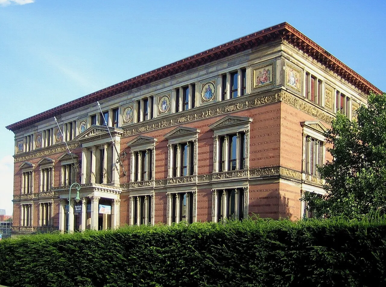 Exterior view of Gropius Bau