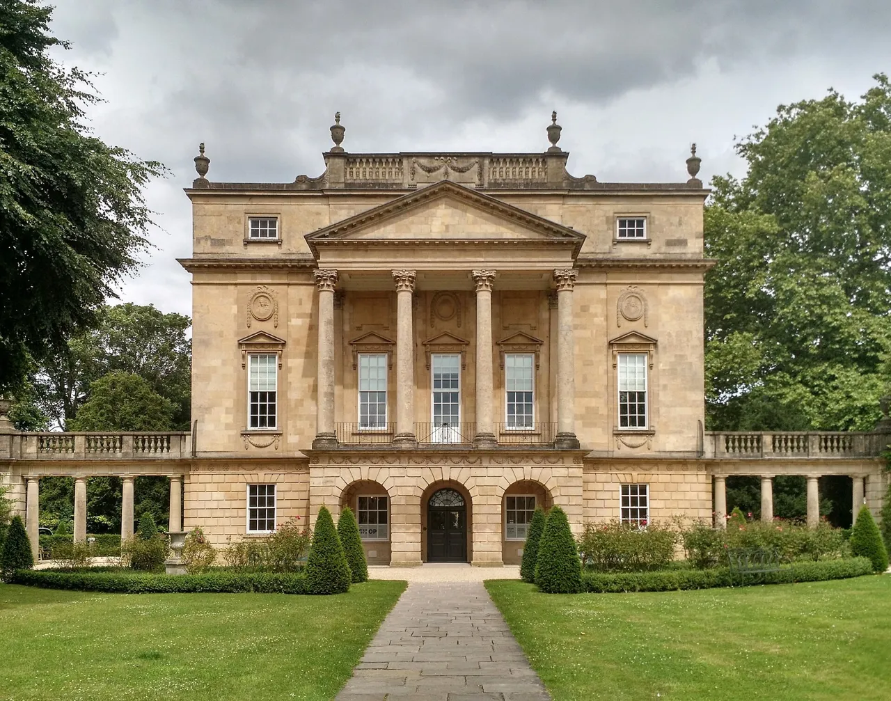 Exterior view of Holburne Museum