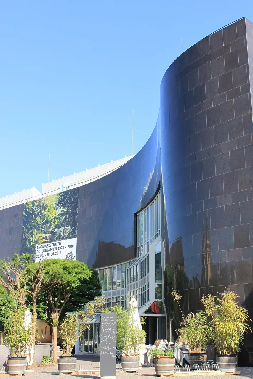 Exterior view of K20 Kunstsammlung Nordrhein-Westfalen