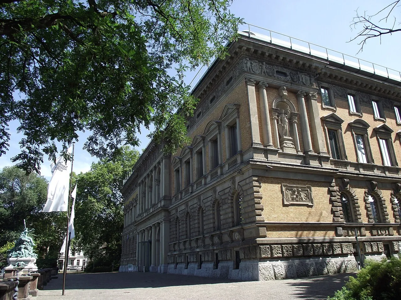 Exterior view of K21 Ständehaus