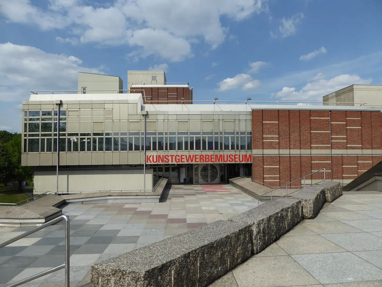 Exterior view of Kunstgewerbemuseum Berlin