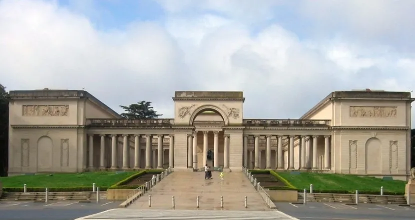 Exterior view of Legion of Honor