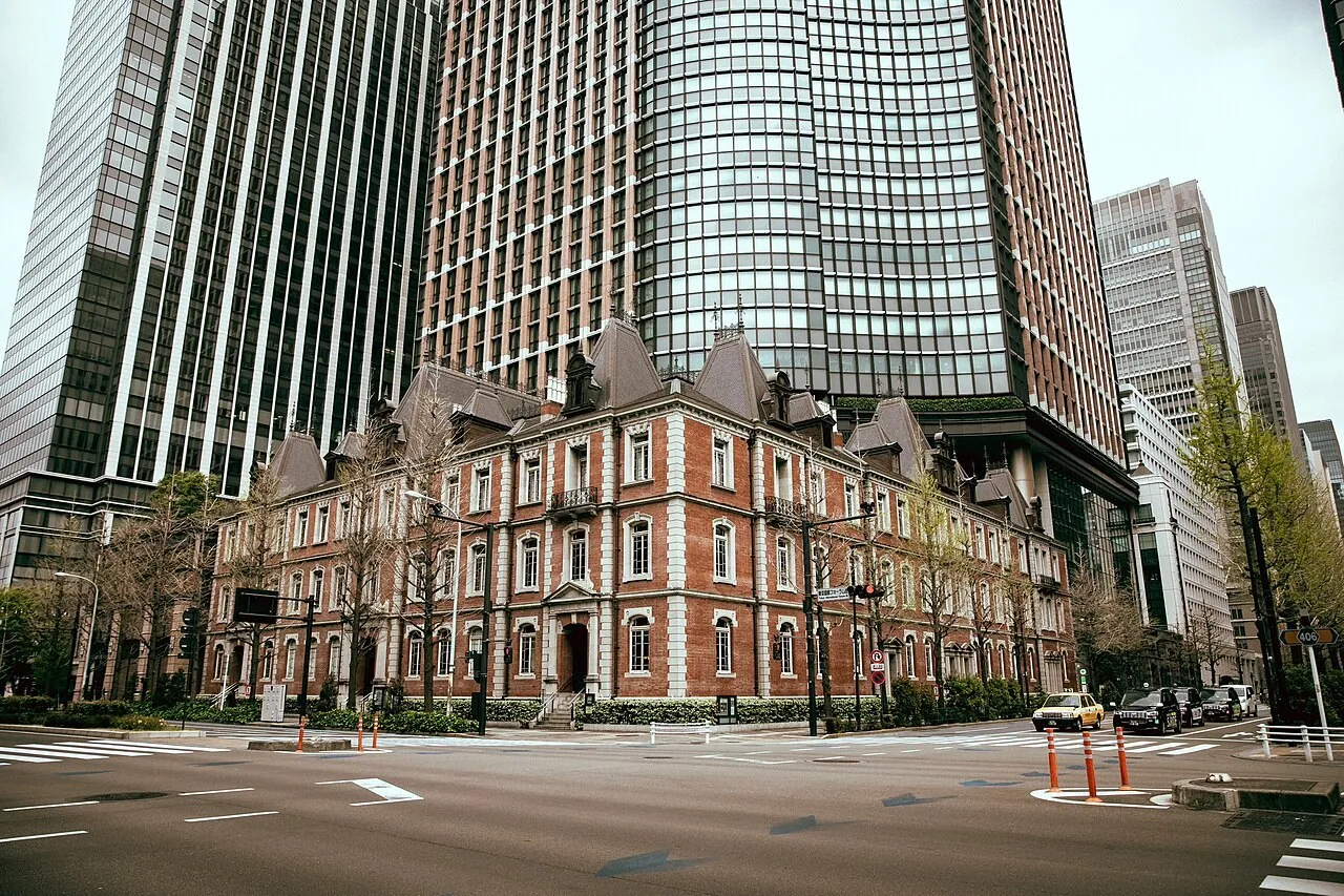 Exterior view of Mitsubishi Ichigokan Museum, Tokyo