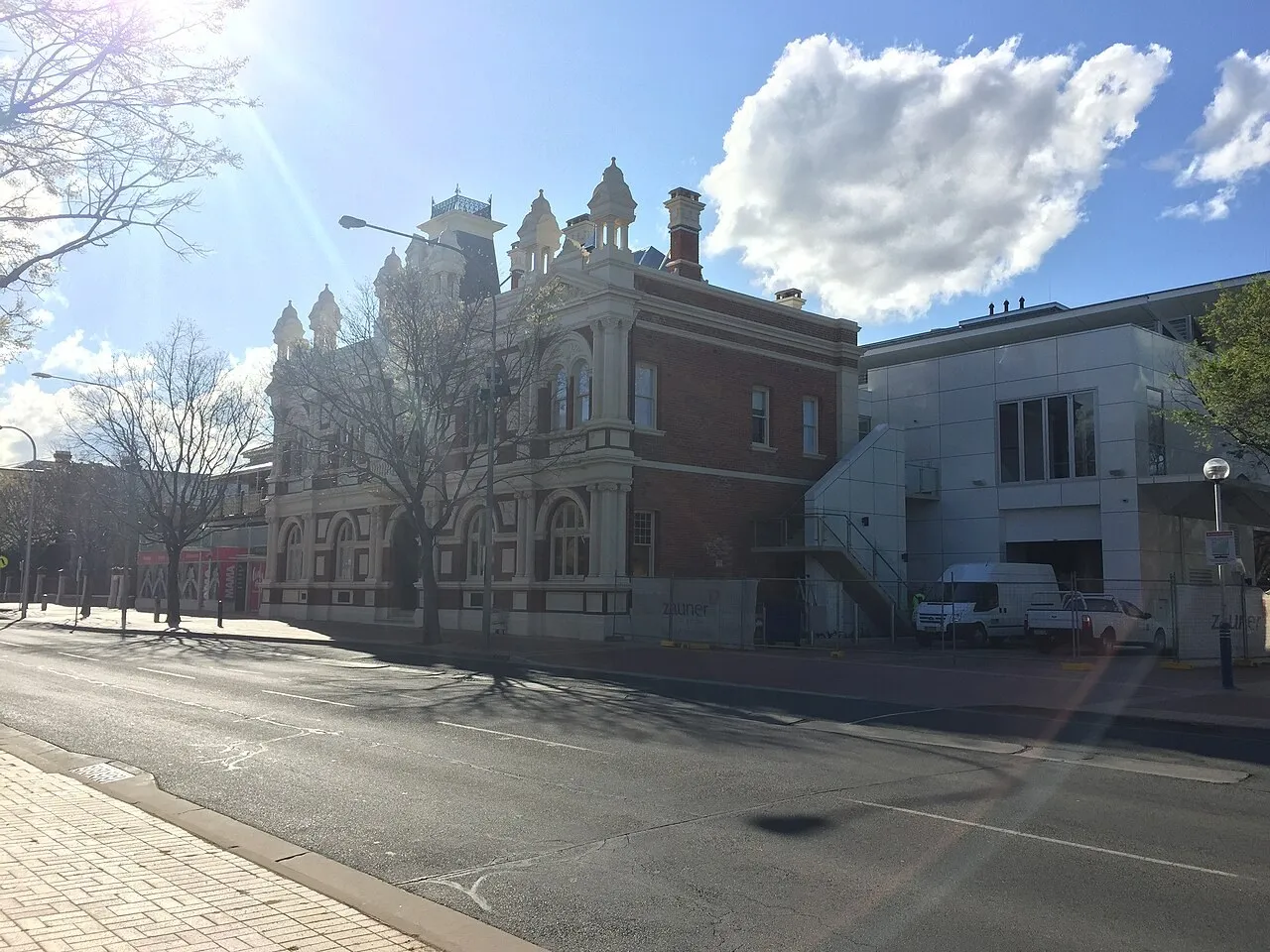 Exterior view of Murray Art Museum Albury (MAMA)
