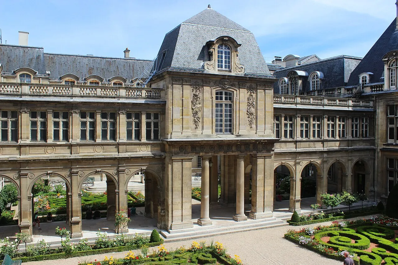 Exterior view of Musée Carnavalet