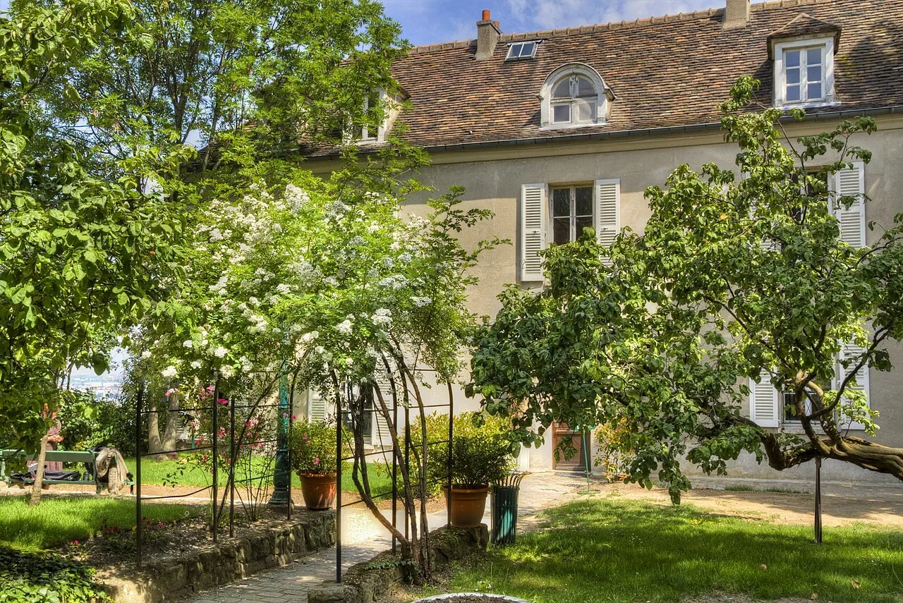 Exterior view of Musée de Montmartre