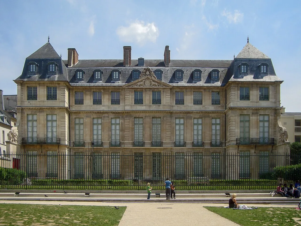 Exterior view of Musée Picasso Paris
