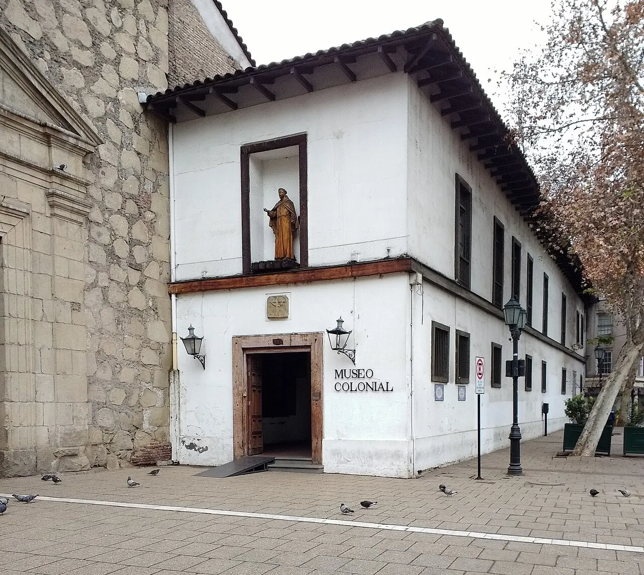 Exterior view of Museo Colonial