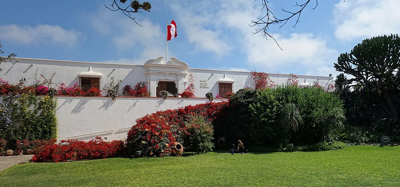 Exterior view of Museo Larco