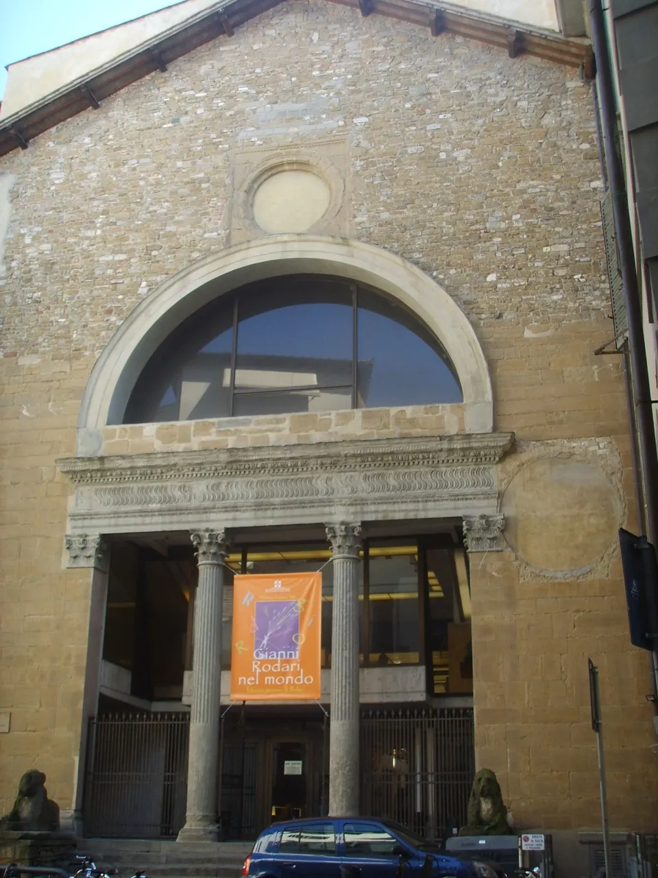 Exterior view of Museo Marino Marini