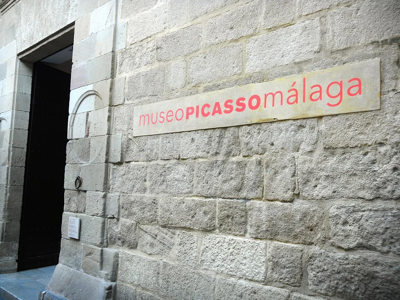 Exterior view of Museo Picasso Málaga