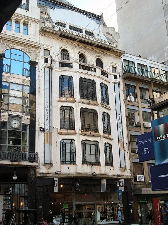 Exterior view of Museo Torres García