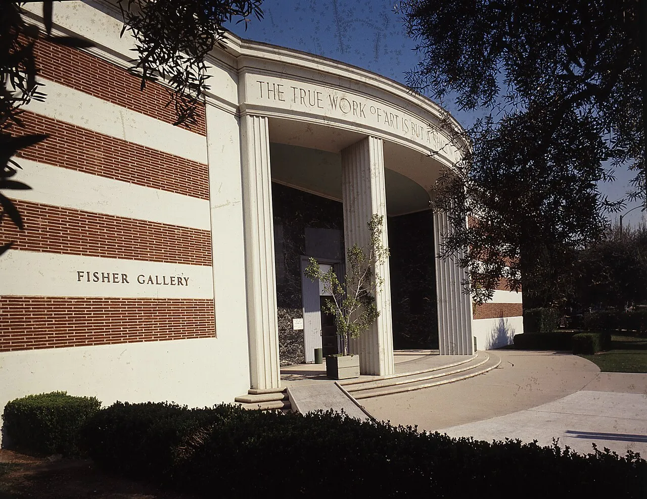 Exterior view of USC Fisher Museum of Art