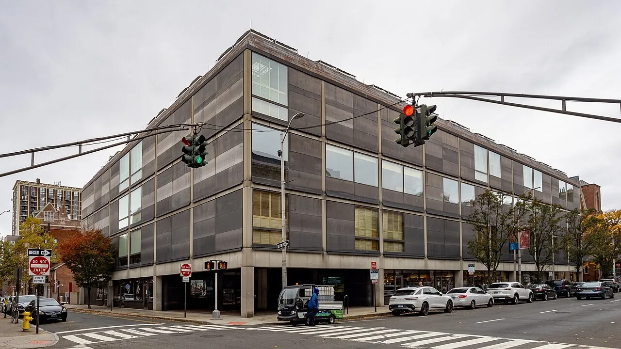 Exterior view of Yale Center for British Art